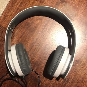 White kids head phones